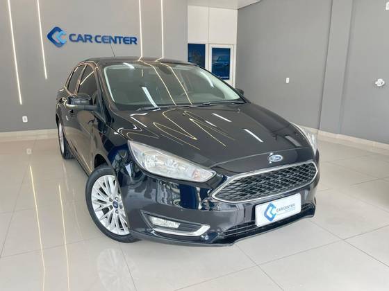 FORD FOCUS 2.0 SE PLUS FASTBACK 16V FLEX 4P POWERSHIFT